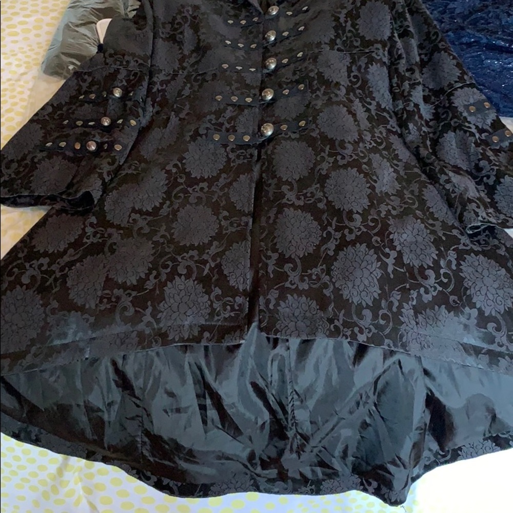 Hearts & Roses Coat - Picture 6 of 8